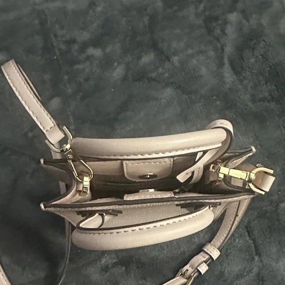 Michael Kors Beige Mini Crossbody Bag - Picture 3 of 5